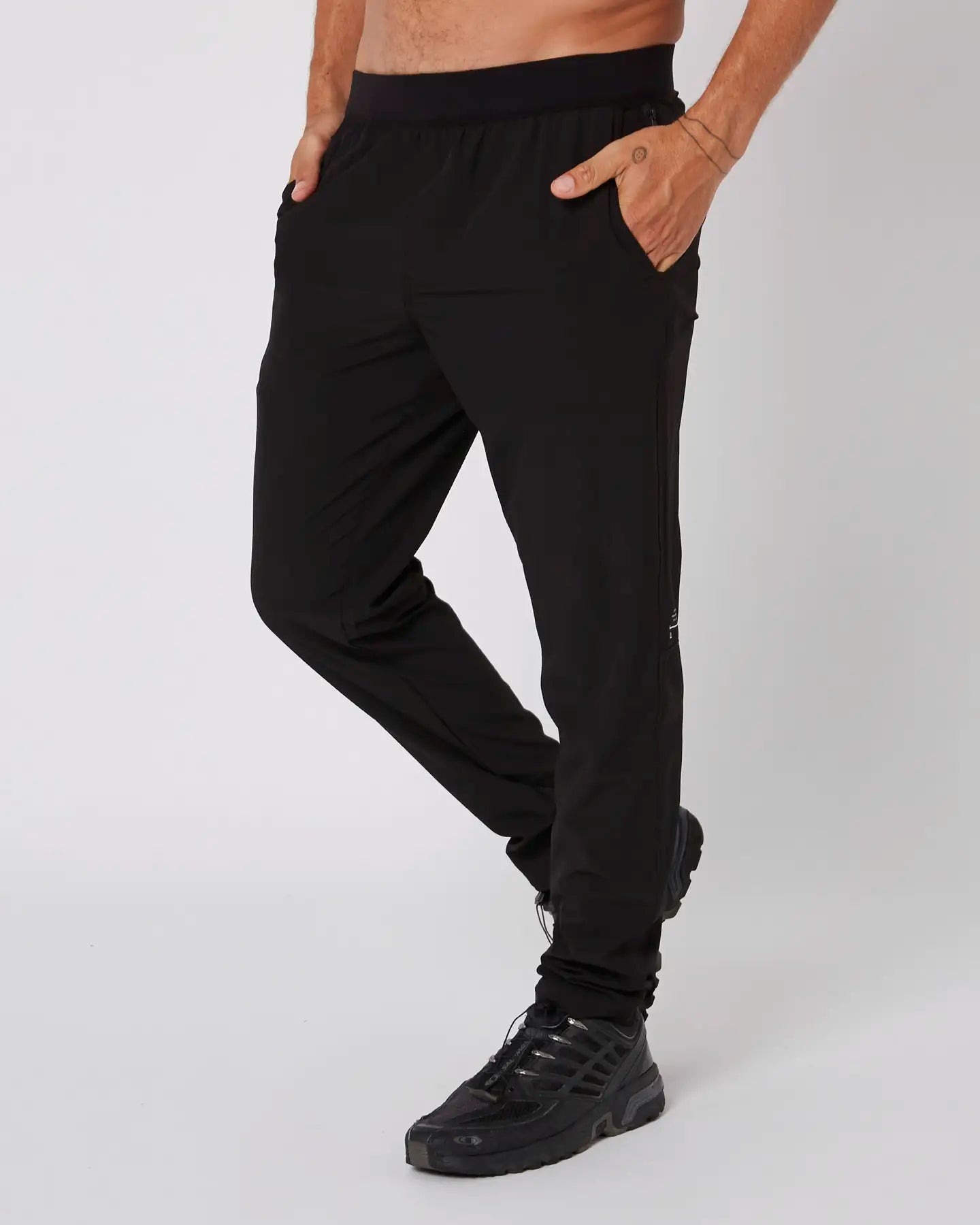 Follow Tech Pants - Black 1
