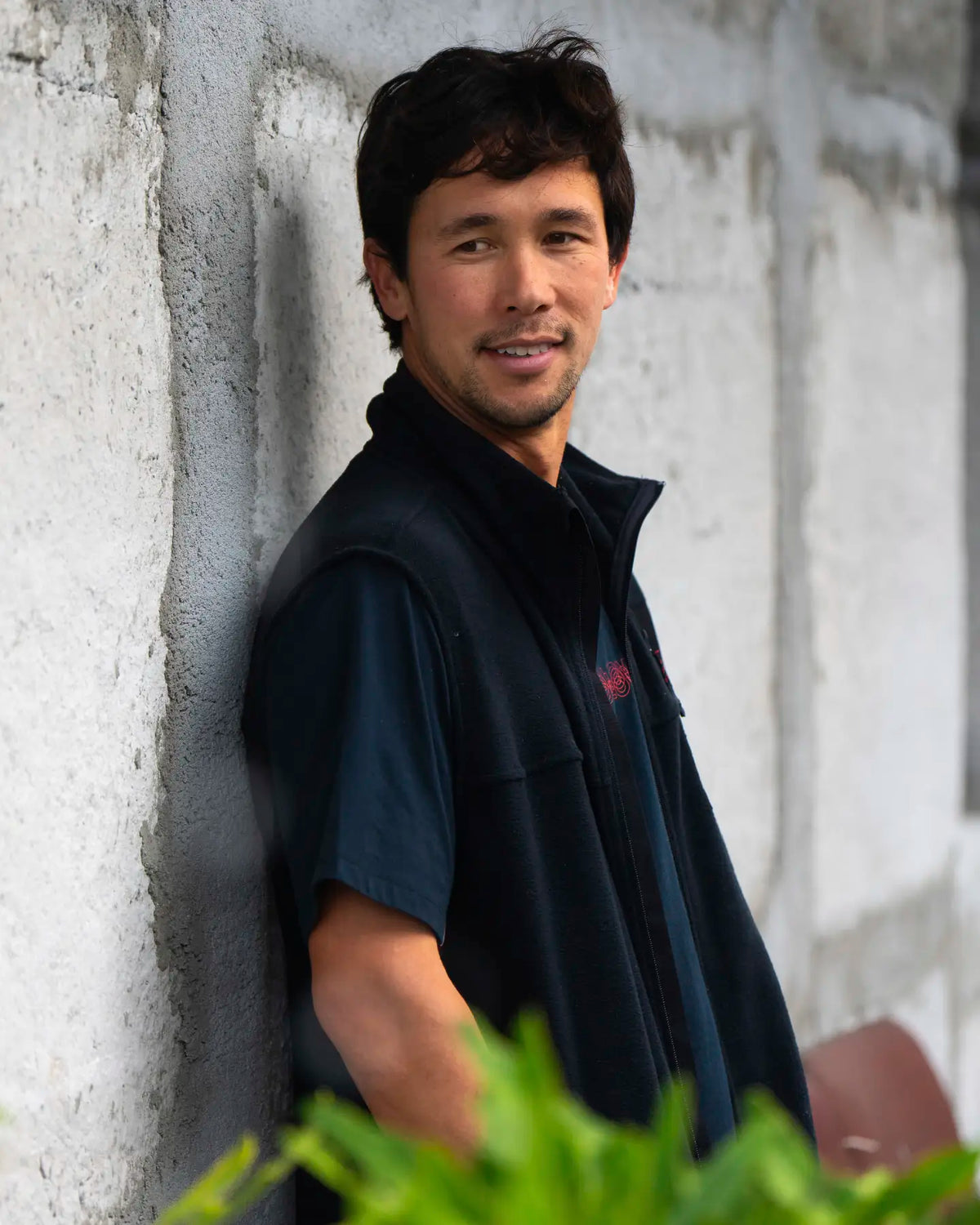 Follow Polar Vest - Black lifestyle 2