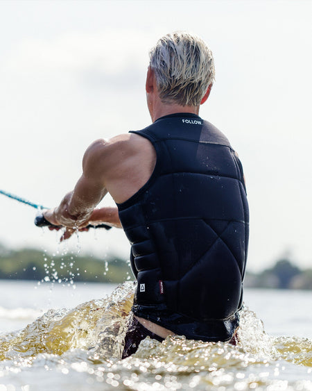 Follow Gratis Mens Impact Vest - Black Lifestyle 3