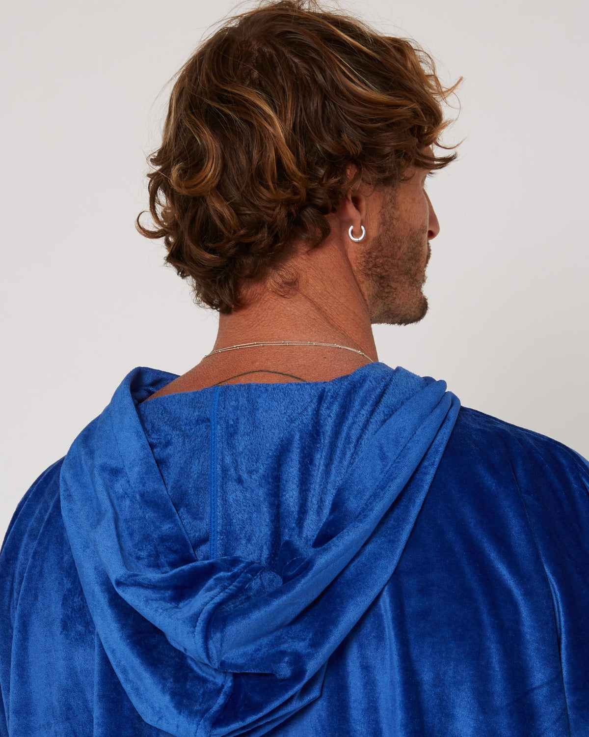 Follow Corp Towlie - Royal Blue, in use