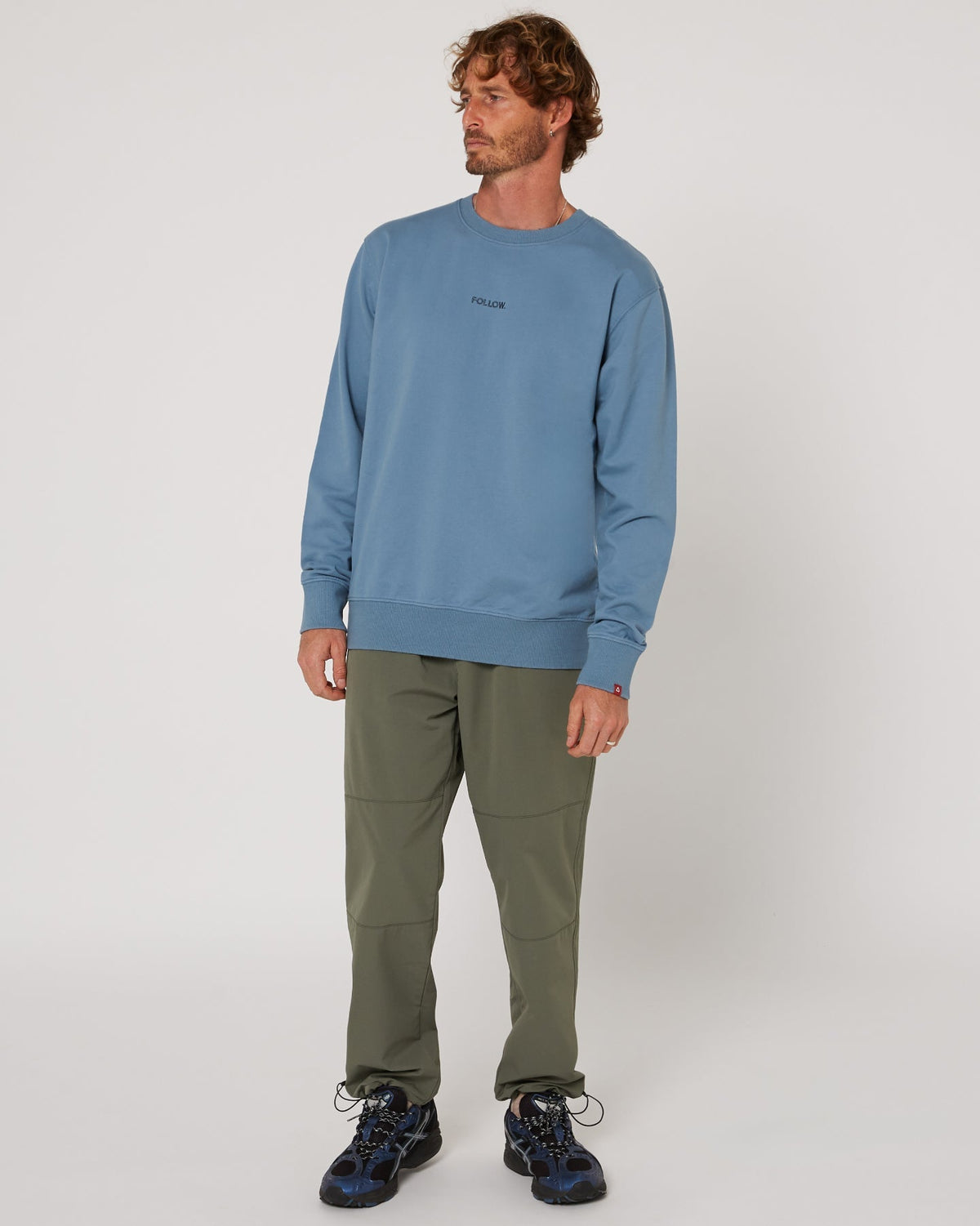 Follow Couch Crew 2 - Alloy, side view