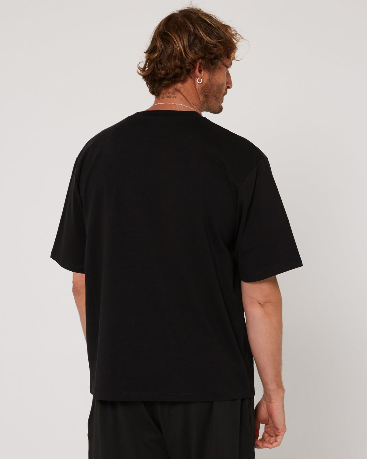 Follow Modern Tee - Black, detail