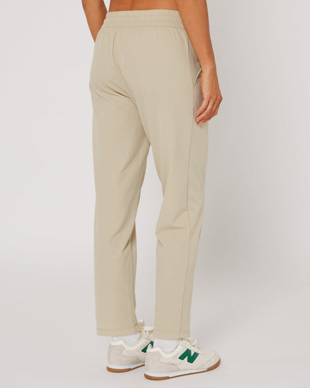 Follow Amora Pant - Cream, action