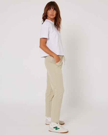 Follow Amora Pant - Cream, in use