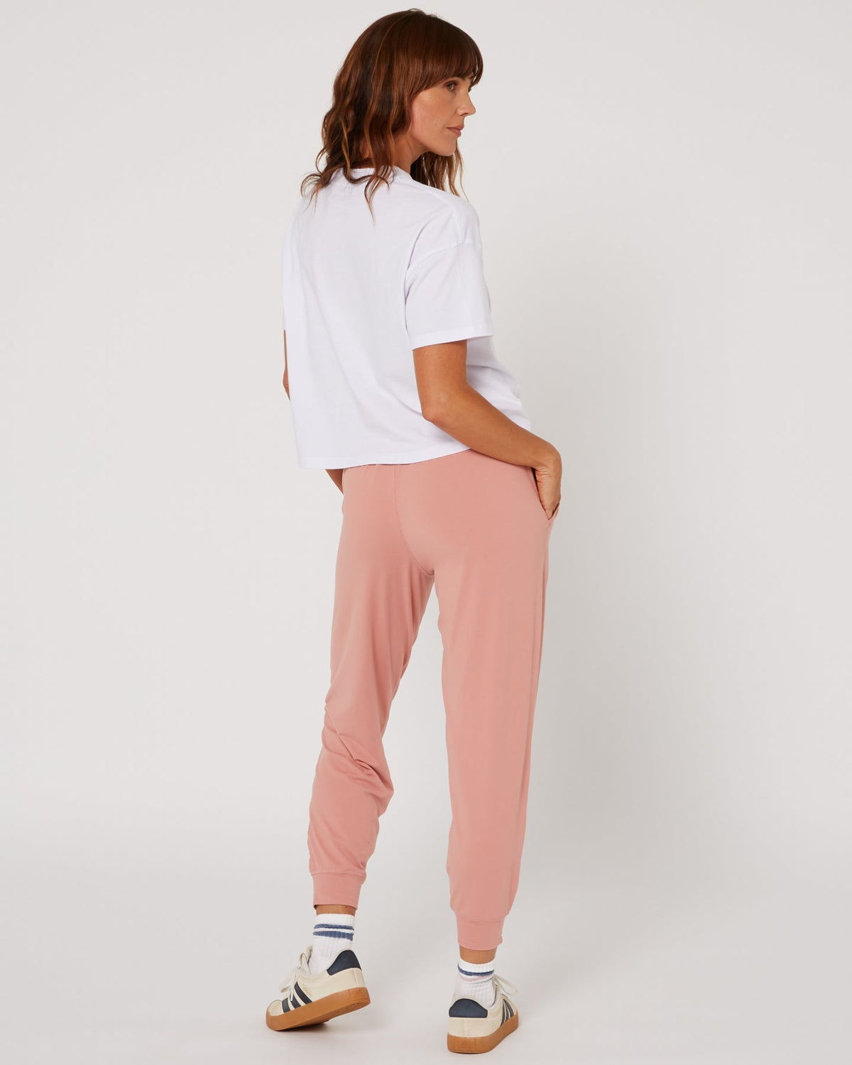 Follow Serena Jogger - Pastel Pink, action