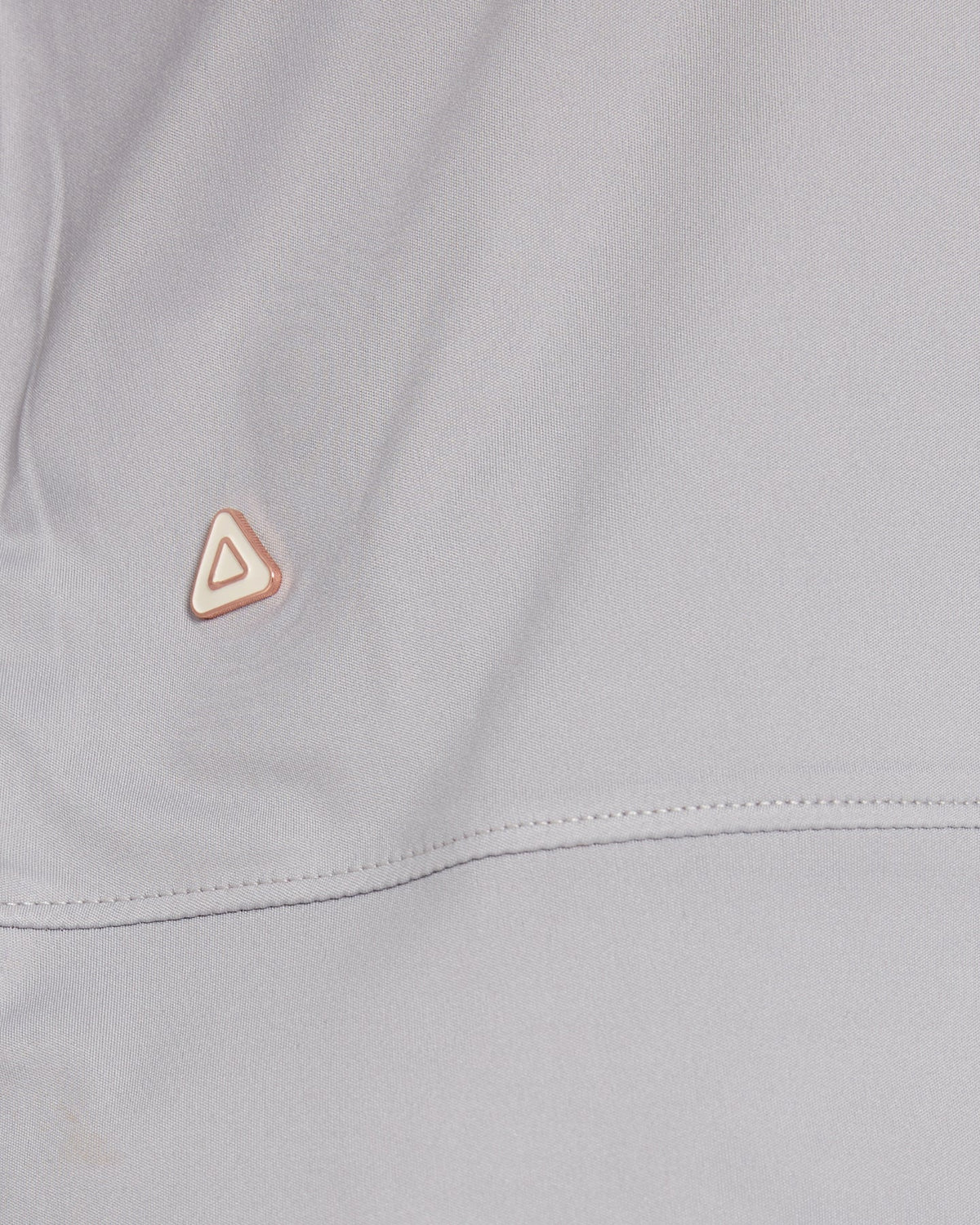 Follow Elara Sun Tee L/S - Light Grey, action