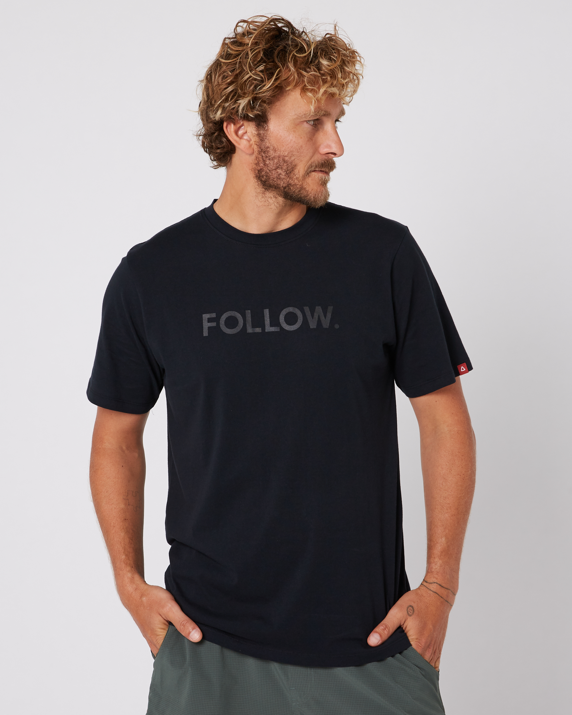 Unisex - Logo Tee Clothing - Black